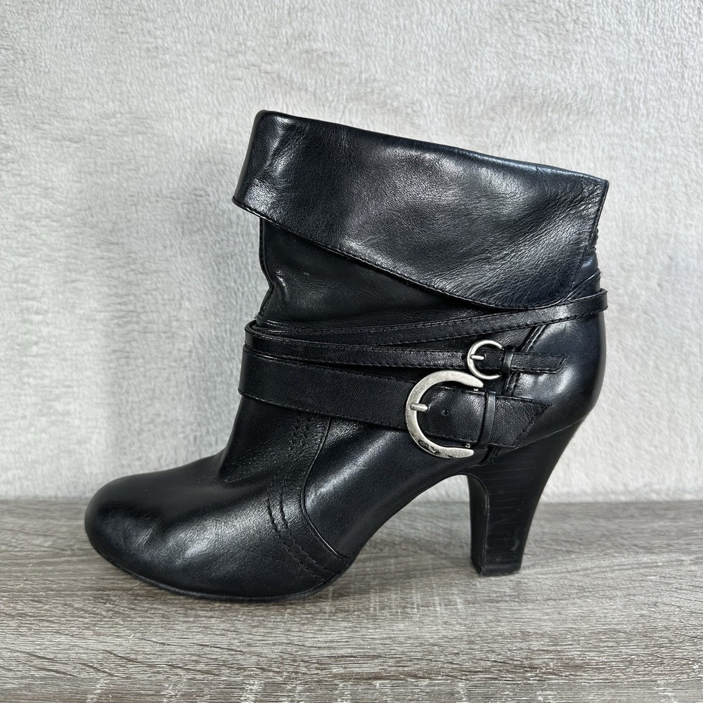 Coach‎ and Four Captain Black Leather Ankle Boots Size 7.5 M Buckles 3.5" Heel